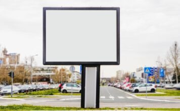 С 2026 года в Казахстане планируется исключить налог на наружную рекламу