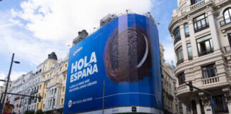 OREO шокировал испанцев прощальными баннерами