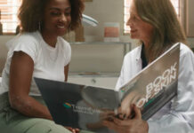 Johnson & Johnson задает новый тренд в маркетинге с инклюзивной рекламой препарата против псориаза