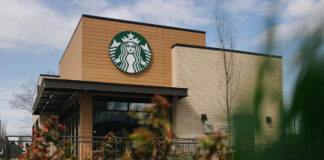 Маркетинг-директор Starbucks покинула компанию