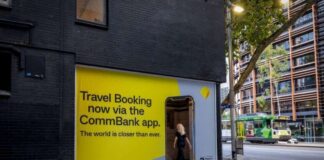 Рекламный щит переносит жителей Мельбурна в Нью-Йорк