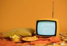 Радио и телевидение отключат в Казахстане 5 марта