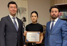 Популярный блогер из Китая Таотао стала послом туризма Казахстана