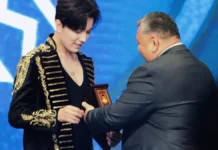 Димаш стал Народным артистом Кыргызстана
