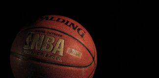 Доход от рекламы финала НБА вырос на 56%, несмотря на снижение количества зрителей