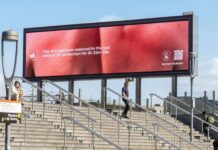 В Великобритании запустили уникальную наружную рекламу о вредном воздействии солнца на кожу