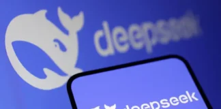 DeepSeek представила версию V3.1 с усиленной памятью искусственного интеллекта