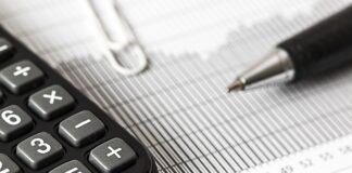 КГД судится с семью блогерами из-за неуплаты налогов