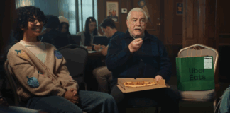 Ролик «Brian Cox Goes to College» получил премию Эмми за лучшую рекламу