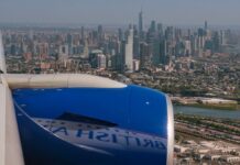 British Airways показала красоту момента: новая наружная кампания «Reflections»