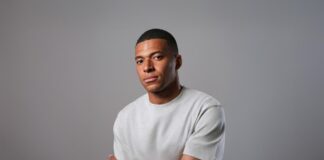 Килиан Мбаппе и Hublot представили лимитированную модель в цветах Лиги чемпионов