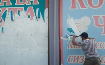 В Ташкенте снимают тысячи вывесок: город переходит на единый дизайн-код