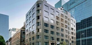 Dentsu продает историческую штаб-квартиру в Токио