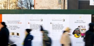 Без правок и фильтров: как Dove превратила комментарии на Reddit в наружную рекламу