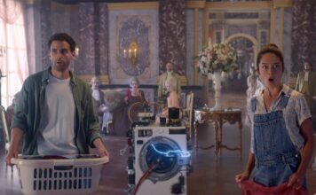 В прошлое на стиральной машине: новая кампания Ariel и Saatchi & Saatchi