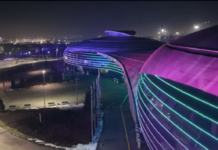 Halyk Arena засияла по-новому: на ледовом комплексе в Алматы появился медиафасад