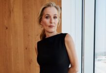 Marks & Spencer ввел должность Chief Compliments Officer – ее заняла Джиллиан Андерсон