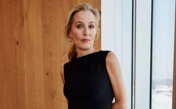 Marks & Spencer ввел должность Chief Compliments Officer – ее заняла Джиллиан Андерсон