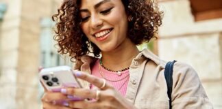 Ofcom: пользователи осторожнее в сети и откровеннее с ИИ