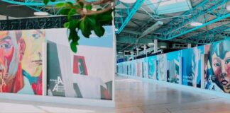 Искусство с первых минут: в аэропорту Алматы открыли выставку в зоне прилета