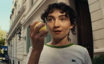 В этом матче нет соперников: Lacoste превратила Париж в теннисный корт