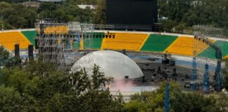 Город как медианоситель: как Алматы готовится к шоу Канье Уэста