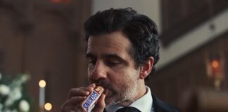 Когда надгробную речь доверили ChatGPT — Snickers иронизирует над эпохой ИИ