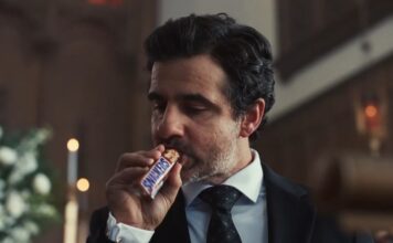 Когда надгробную речь доверили ChatGPT — Snickers иронизирует над эпохой ИИ