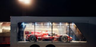 Toyota вместо Молнии Маккуина: WEC перенес сцену из «Тачек» в реальность
