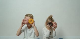 Сгенерированный ребенок — тоже ребенок: что нужно учитывать рекламодателям в Казахстане