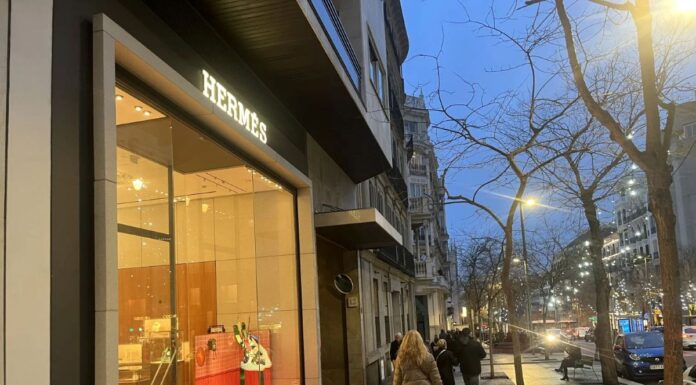Hermès впервые возглавил рейтинг самых дорогих модных брендов мира